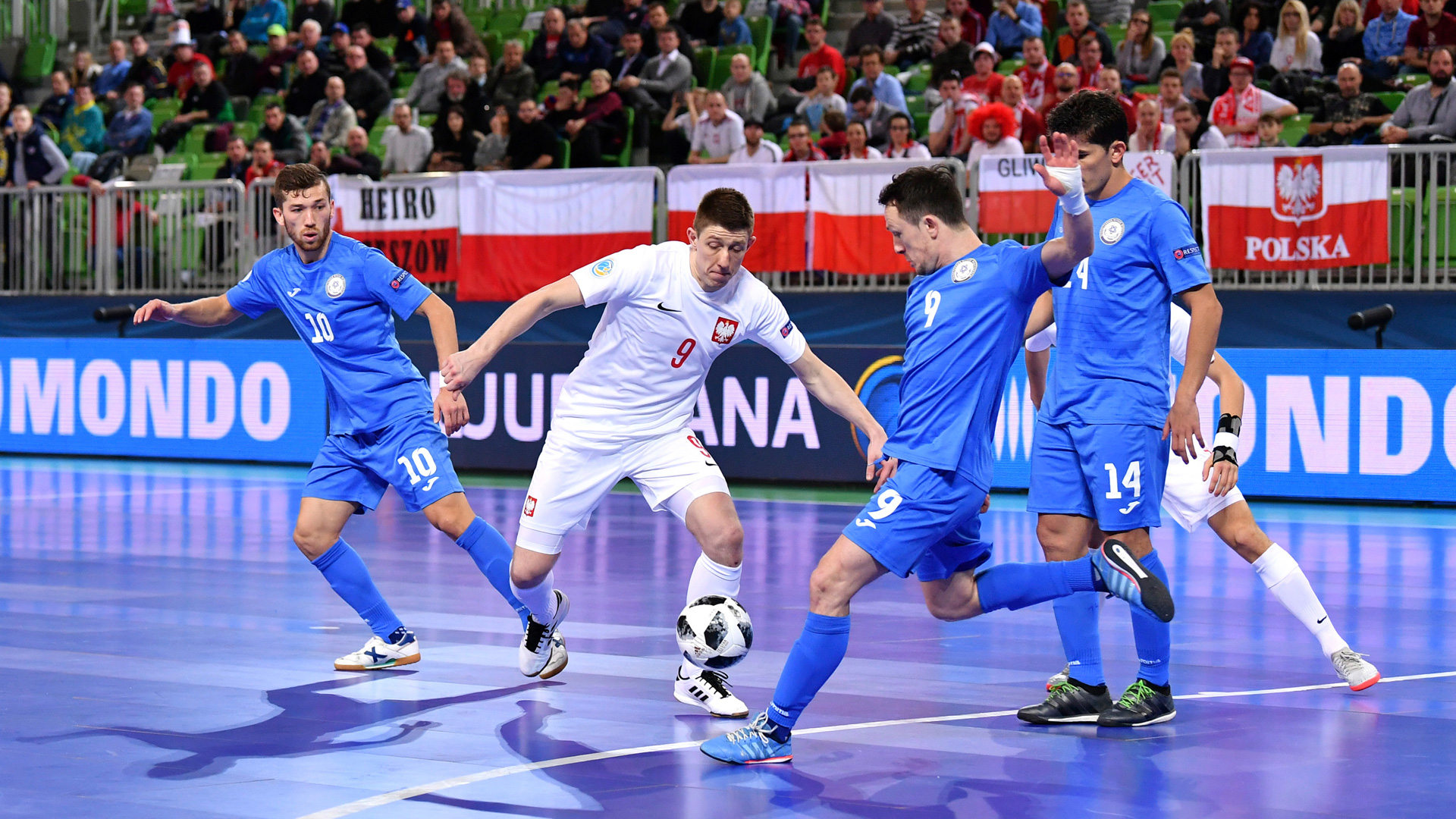 17岁重炮手稳定发挥，中国U19女排再冲最佳主攻